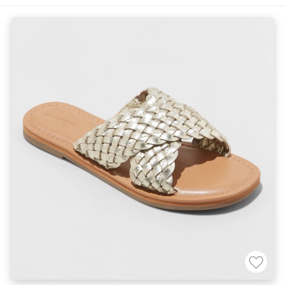 NWT Universal Thread Esmeralda Slide Sandals
